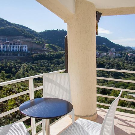 Exclusive Apartment Тирана Экстерьер фото
