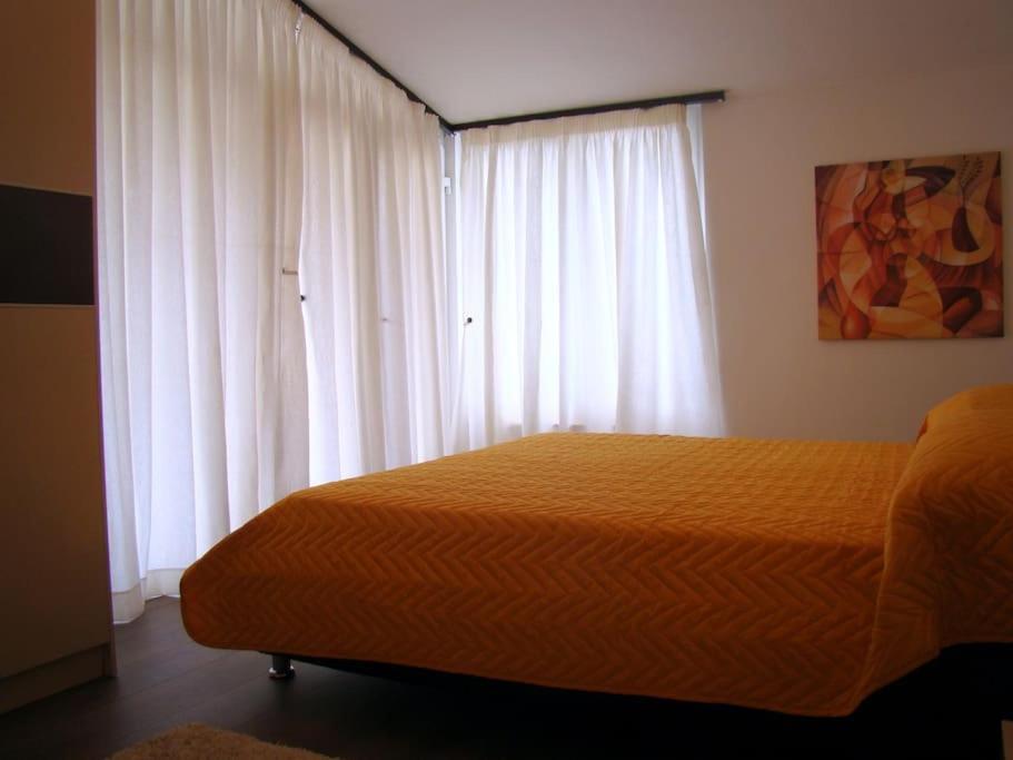 Exclusive Apartment Тирана Экстерьер фото
