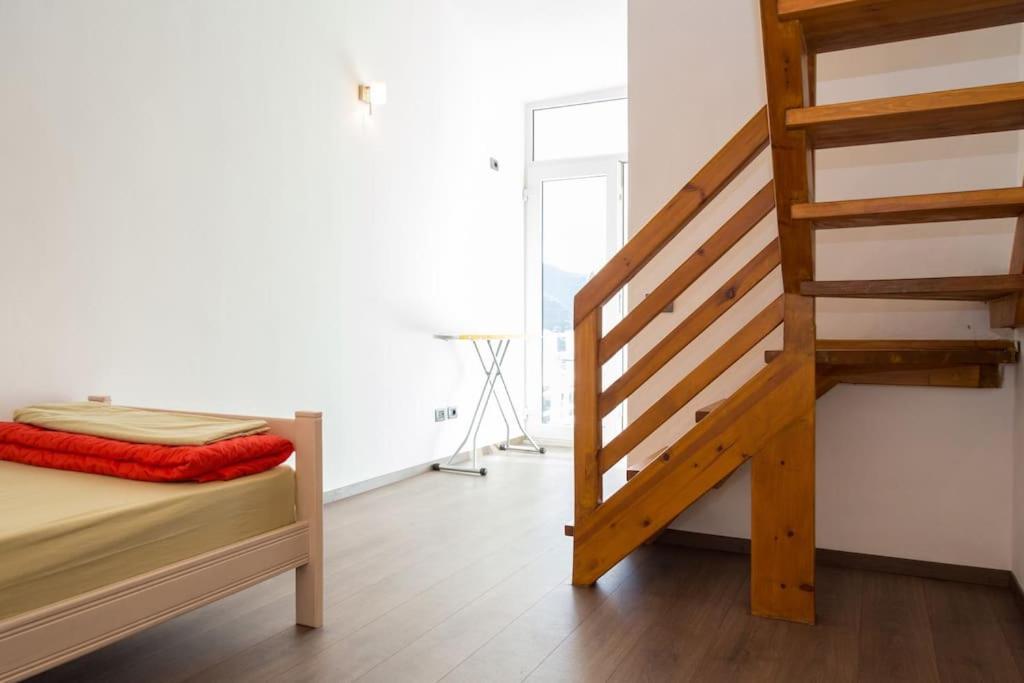 Exclusive Apartment Тирана Экстерьер фото